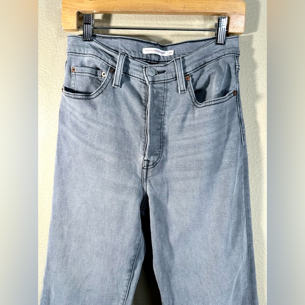 Levi’s Ribcage Straight Ankle Jeans in grey W27 L27 - Picture 4 of 16